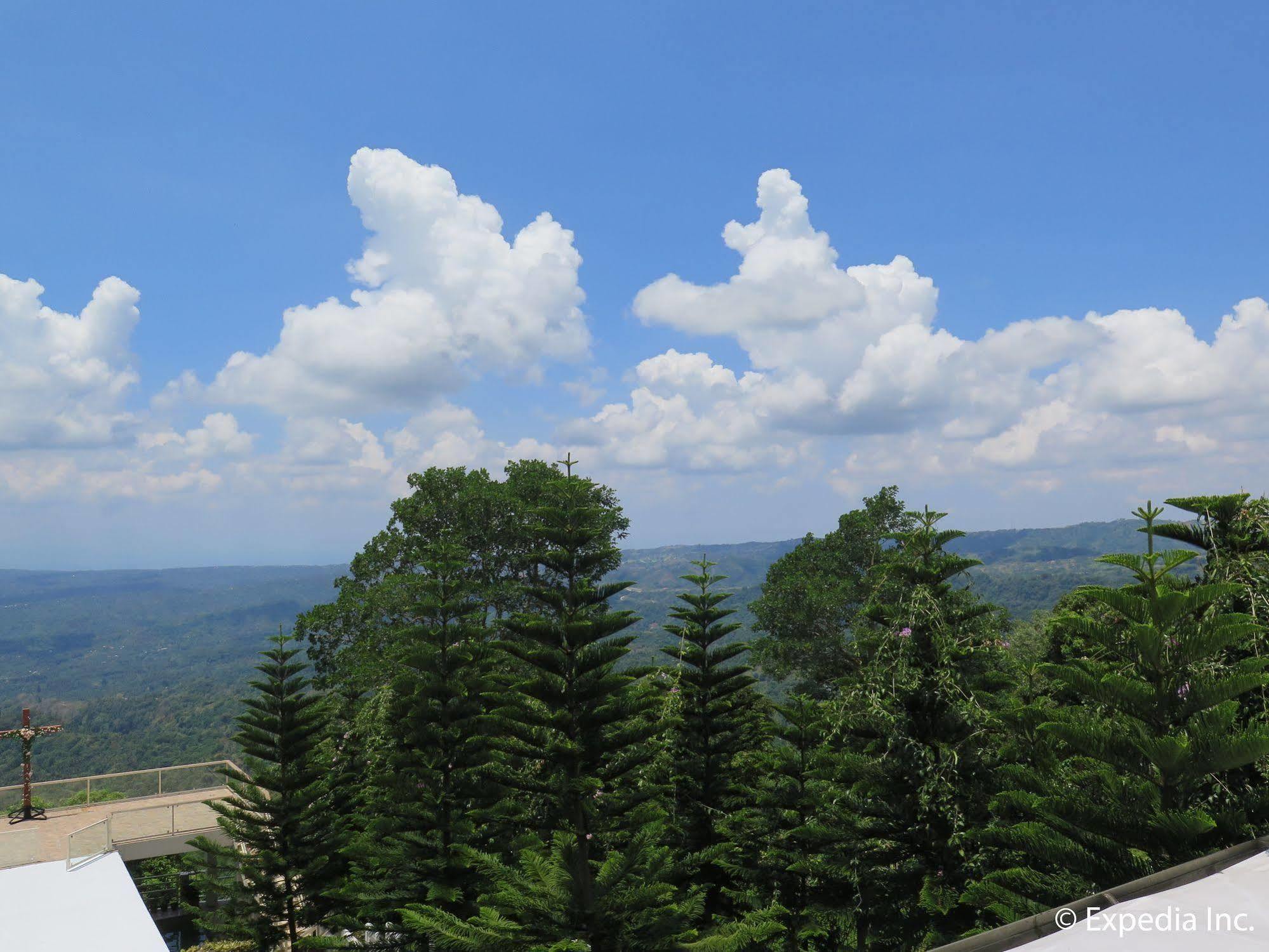 Splash Suites Hotel Tagaytay Cagayuan Ngoại thất bức ảnh
