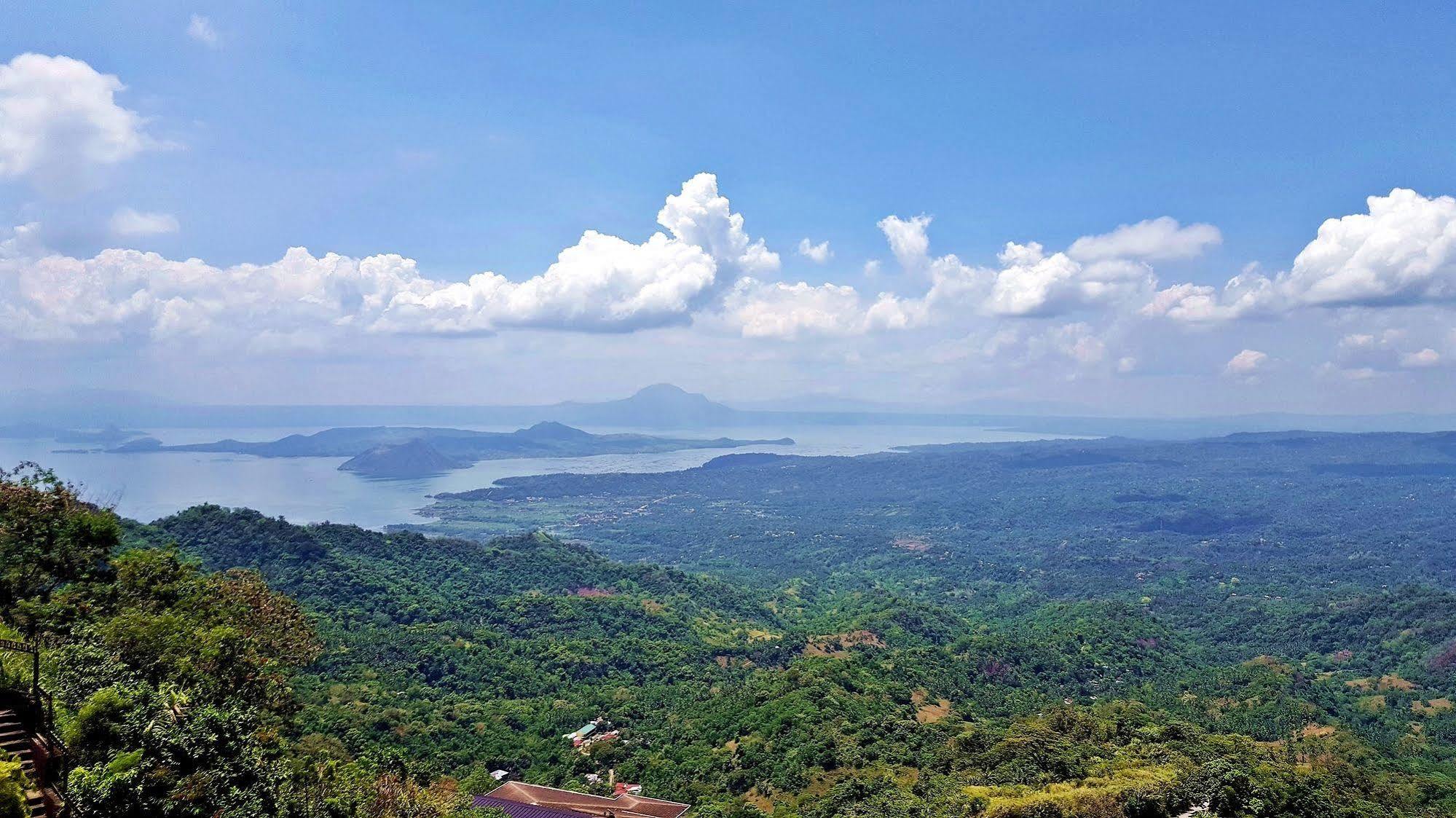 Splash Suites Hotel Tagaytay Cagayuan Ngoại thất bức ảnh