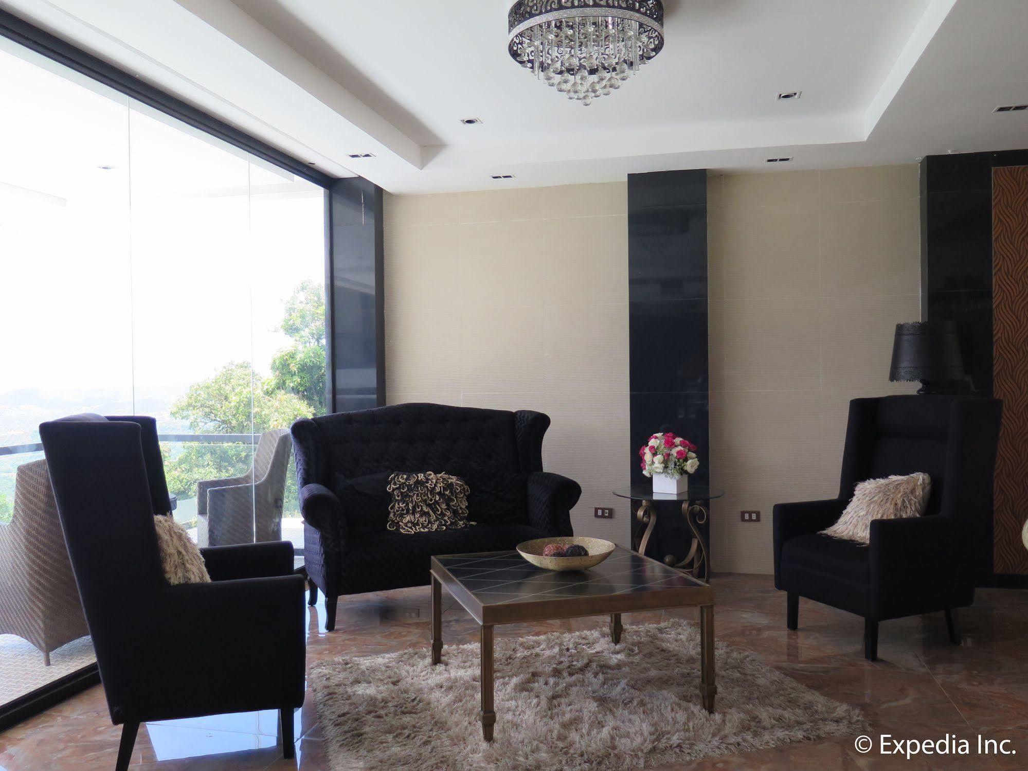 Splash Suites Hotel Tagaytay Cagayuan Ngoại thất bức ảnh