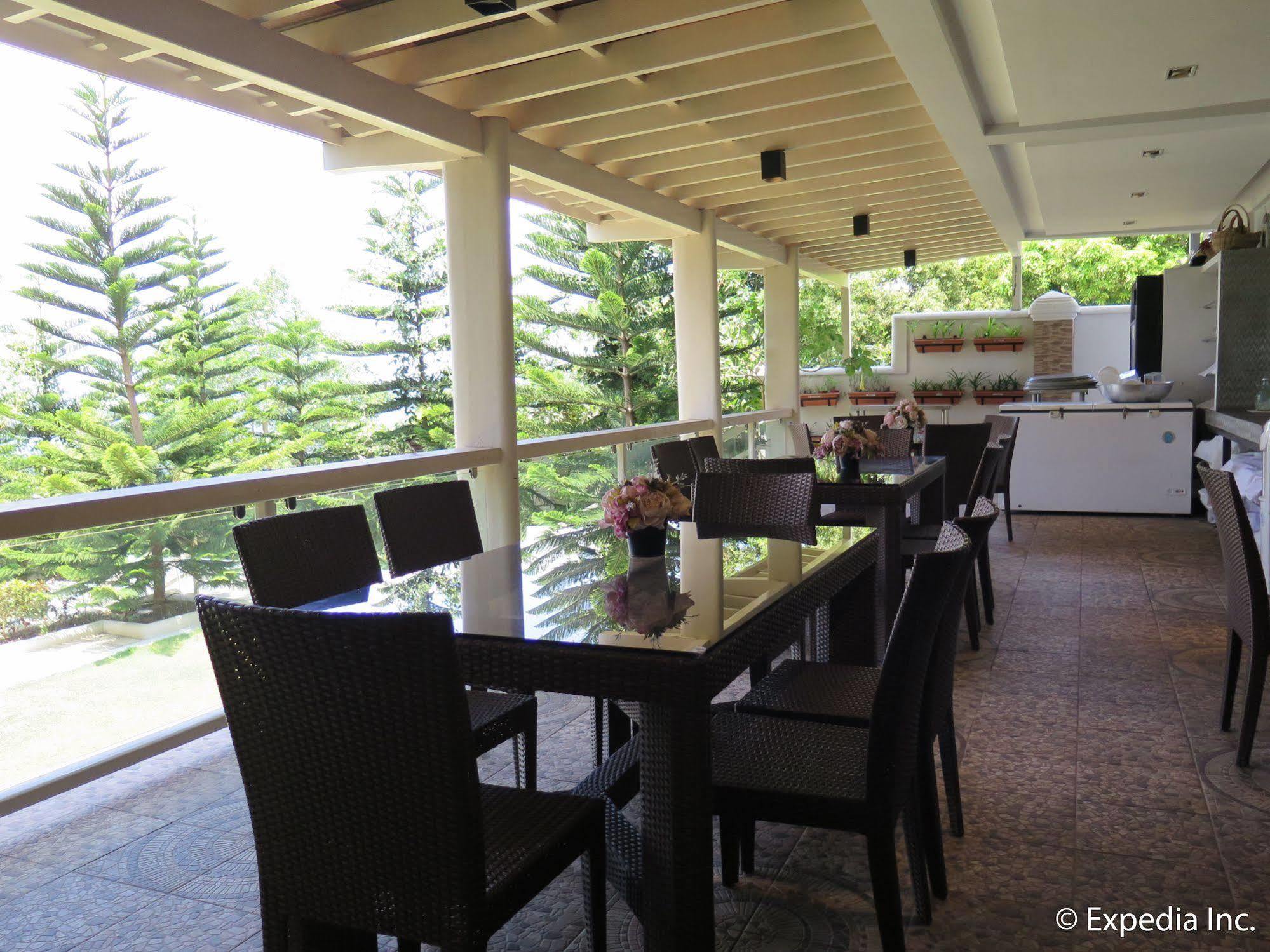 Splash Suites Hotel Tagaytay Cagayuan Ngoại thất bức ảnh