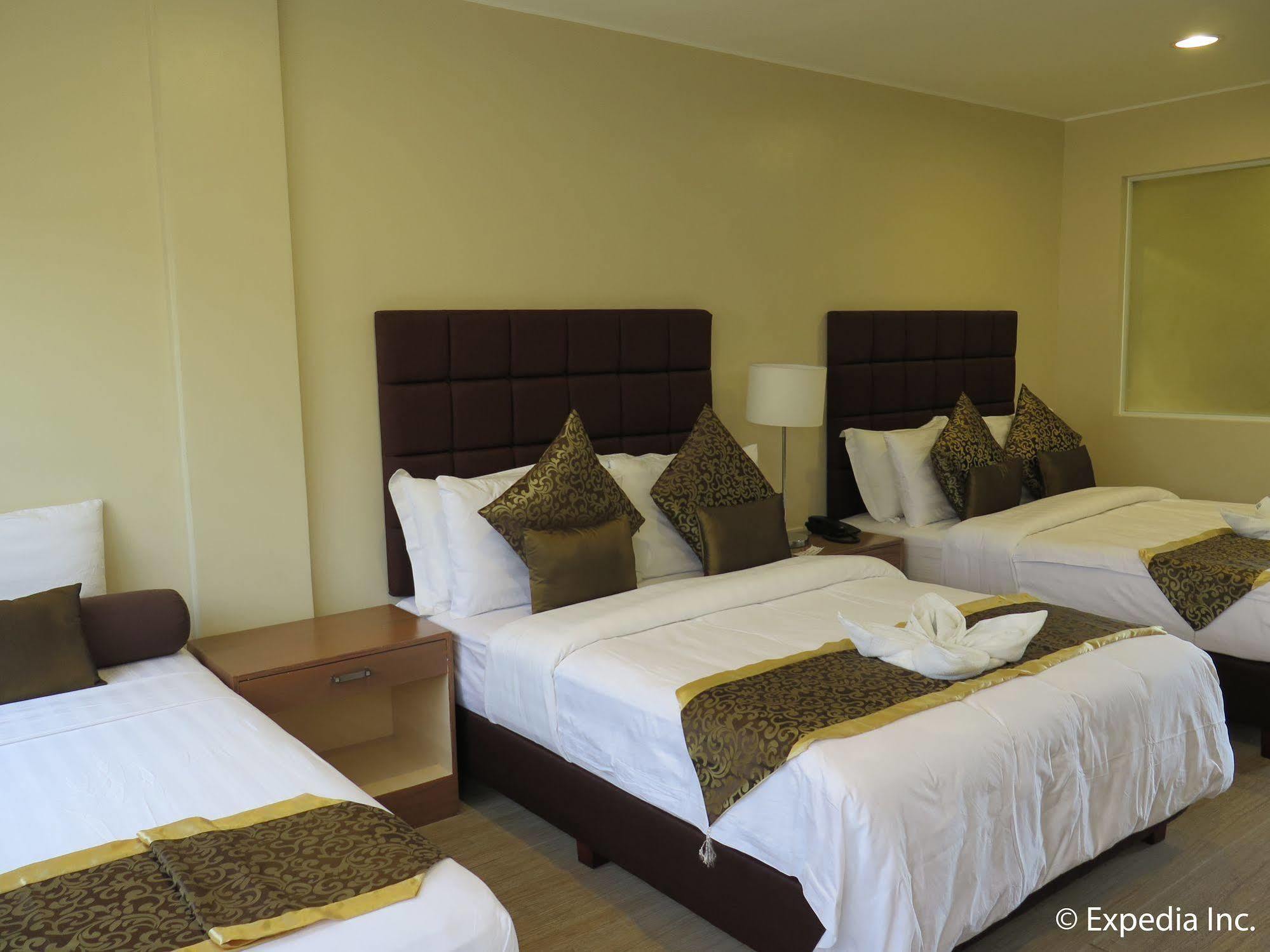 Splash Suites Hotel Tagaytay Cagayuan Ngoại thất bức ảnh