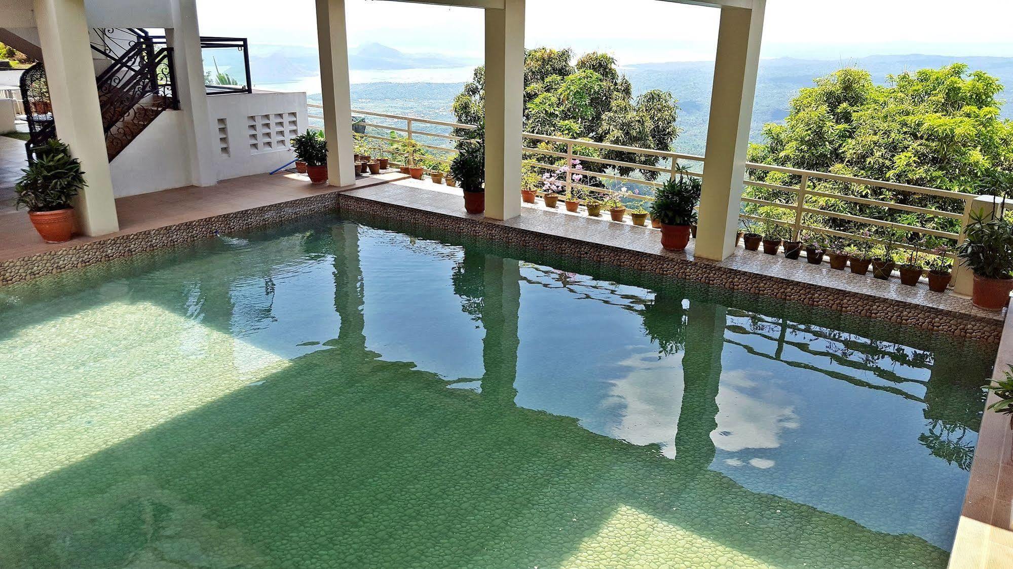 Splash Suites Hotel Tagaytay Cagayuan Ngoại thất bức ảnh